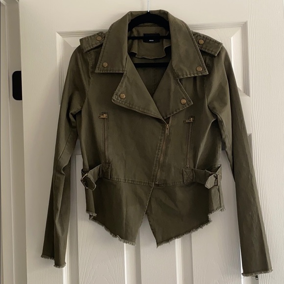 Vici Jackets & Blazers - NWOT Vici Utility Jacket
